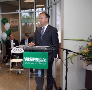 Governor Markell at the WSFS Ribbon Cutting Ceremony