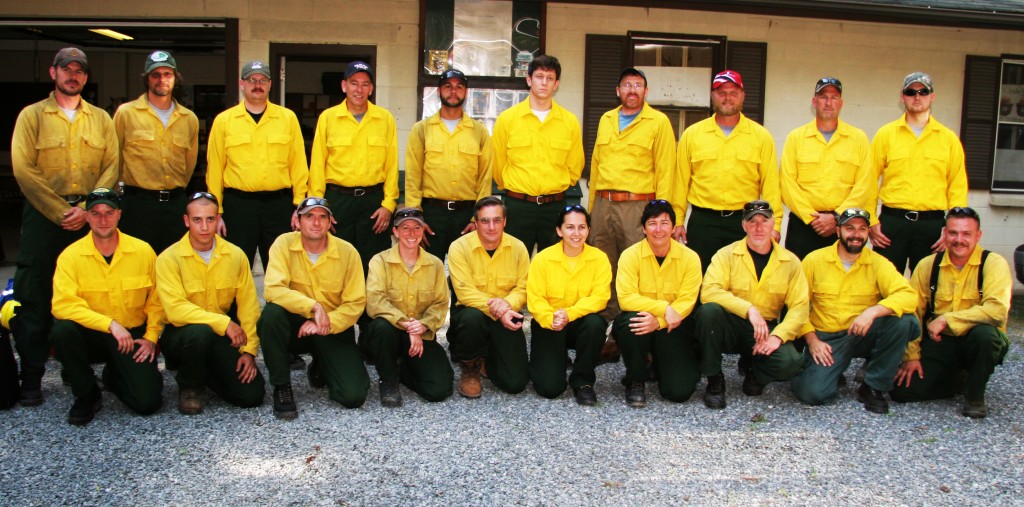 Back row (from left): Crew Boss Erich T. Burkentine of Milton, Andrew Douglas Rawlings of Newark, Patrick Gilchrist of Townsend, Robert Baldwin of Chestertown, MD, Tyler Torres of Smyrna, Jonathan E. Stave of Newark, William Seybold of Dover, Brian K. Ward of Houston, James Charney of Felton, and Nathaniel J. Sommers of Smyrna Front row: (from left), Brian McDonald of Bethany Beach, Chris Skrobot of Wilmington, Adam Keever of Port Penn, Nikki Testa of Wilmington, Jonathan Richardville of Claymont, Amber DeCarlo of Felton, Jennifer Decarlo of Felton, Guy Cooper of Millville, Todd Shaffer of Atglen, PA, and  Jeff Wilson of Clayton. 