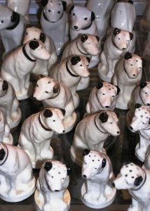 Display of “Nipper” salt and pepper shakers at the Johnson Victrola Museum. The dog who adorned the Victor Talking Machine Company’s “His Master’s Voice” trademark will be featured in programs on Sept. 2 and 4, 2017.