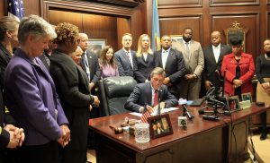 Governor Carney signs Executive Order 27