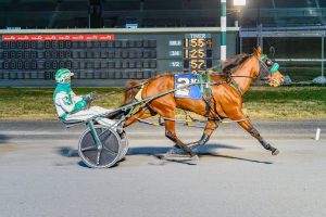 Git Goin, driven by Vince Copeland, won her fourth career race Wednesday.